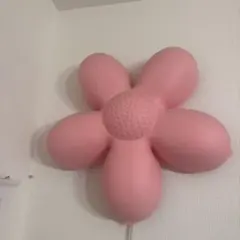 イケア IKEA　BLOMMA　ウォールライト　花型　ピンクのサムネイル