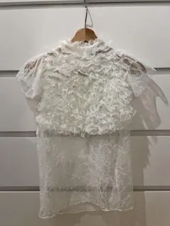 ZARA ホワイト フリル付きレース ノースリーブ