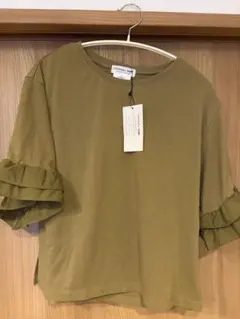 CIAOPANIKTYPY 袖フリルTシャツ・カーキTシャツ　新品未使用のサムネイル