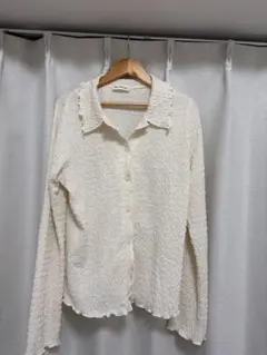 beams アイボリー フリル襟 長袖シャツのサムネイル