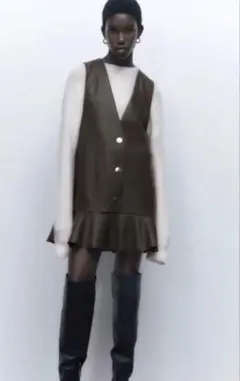 ZARAオリーブ色 レザーワンピース