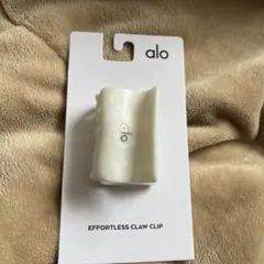 正規品 alo yoga ヘアクリップ アロ 新品未使用 - メルカリ