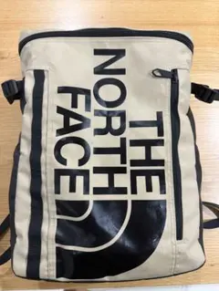THE NORTH FACE BCリュック　バッグ ベージュ ノースフェイス。のサムネイル