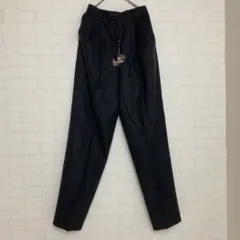 スラックスパンツ