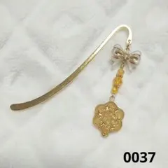 NO.253]ハンドメイド ブックマーカー しおり 苺&リボン② - メルカリ