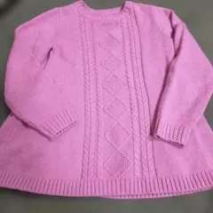 ピンク ケーブル編み Aライン セーター　GU
