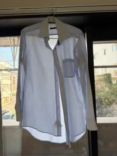 ライトブルー 長袖シャツ ポケット付き