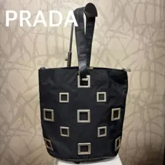 プラダ　PRADA スクエア金具　ナイロン　ハンドバッグ　レザー　ロゴ入り　O
