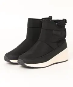 ブラック ウェッジヒール スリッポンブーツ