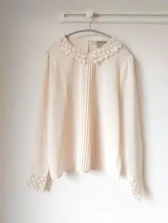 美品 レース襟ブラウス ベージュ Forever 21
