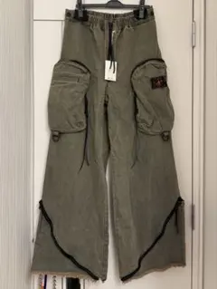 〈SYUMAN./シュウマン〉Parachute cargo trousers