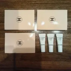 シャネル　ルブランブライトニングコンパクト B10★エクラプルミエラバーズ　ロゼ