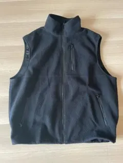 UNIVERSAL PRODUCTS POLARTEC ブラックベスト