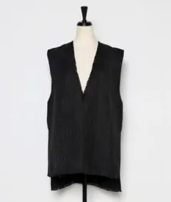 Vネックツイードベスト