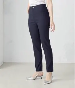 コムサ 美しいベーシックパンツ サマーハイテンションパンツ デニムのサムネイル