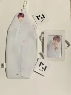 Item thumbnail for item f3c4795e-c7bf-4f31-8d8d-2b4833bbde58