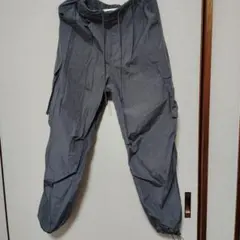 ❤️GU パラシュートカーゴパンツ Lサイズ グレー