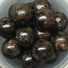 B446　セール商品　ガーネットインヌーマイト　10ミリ