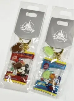 【新品未開封】ディズニー シャカシャカキーホルダー ミッキー＆ドナルド 2点