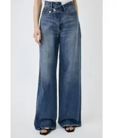 2026年最新】moussy cross waist wide straightの人気アイテム - メルカリ