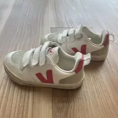 VEJA ホワイト ピンク スニーカー 16cm ヴェジャのサムネイル