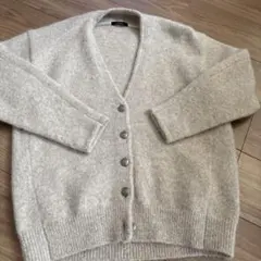 新品allurevilleベージュ Vネック カーディガン