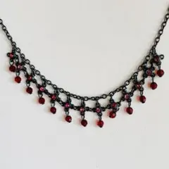ネックレス　ドロップ　ブラック　レッド　クリスタル　アクセサリー　美品　可愛い