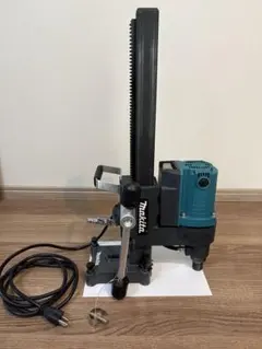 マキタ　Makita コアドリルDM122