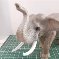 Schleich シュライヒ ゾウ オス フィギュア 象 動物 模型のサムネイル