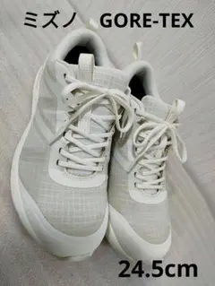 gore-tex スニーカー