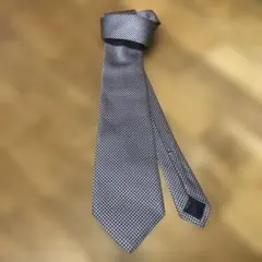 アクアスキュータム ネクタイ 紺 xピンク