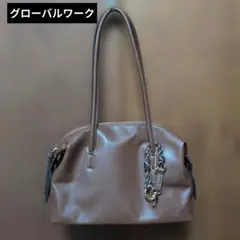 グローバルワーク スペカル チャーム付ボストンバッグ ブラウン 新品のサムネイル