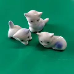 陶器製猫の置物セット（3匹）