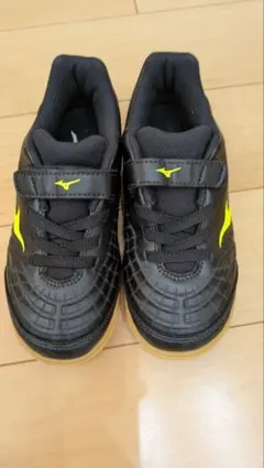 MIZUNO サッカー トレーニングシューズのサムネイル