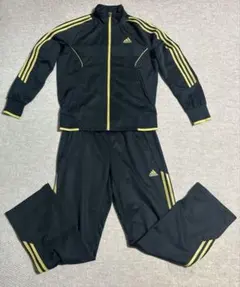 アディダス　ジャージ上下Lサイズ(ブラック＆ゴールド)メンズ