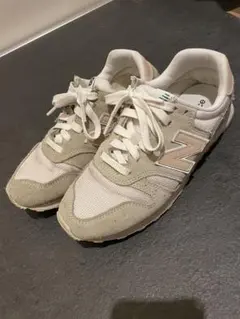 New Balance スニーカー ライトグレーのサムネイル
