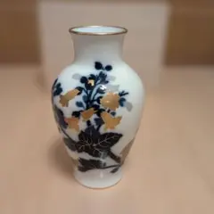 大倉陶園 花瓶 金銀彩 染付 花文のサムネイル