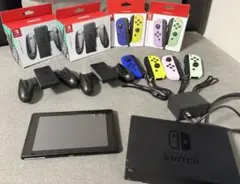 Nintendo Switch 本体とJoy-Conセットのサムネイル