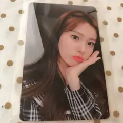 IZ*ONE アイズワン　カン・へウォン　トレカのサムネイル