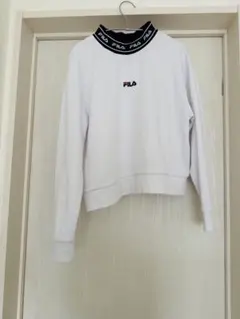 FILA ホワイト クルーネック クロップド スウェット