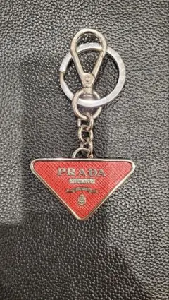 PRADA プラダ トライアングルロゴ キーリング キーホルダー 赤 レッド