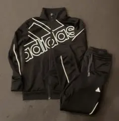 adidas スポーツウェア　上下セット　140　匿名配送