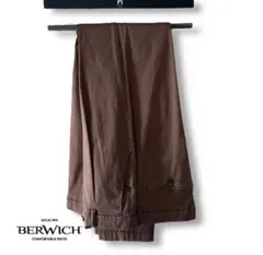 新品未使用3.3万/BERWICH/brick color/ストレッチパンツのサムネイル