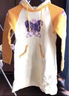 #キッズ　ファッション　黄色　フード付き　ワンピース　長袖　サイズ 130 綿