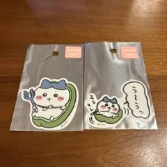 ちいかわ スマホに貼れるサイズのステッカー　ピーマンの肉詰め　ハチワレ