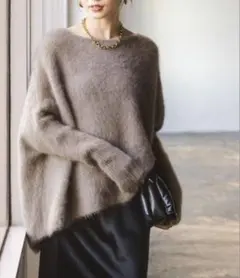 週末価格！noble ファーニットVネックプルオーバー ブラウン Noble（ノーブル）の「ファーニットVネックプルオーバー（ニット