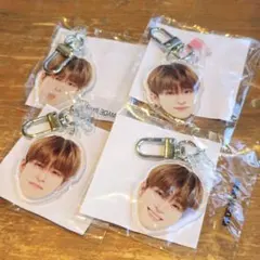 treasure アサヒ ポップアップ 顔アクキー 喜怒哀楽 コンプ