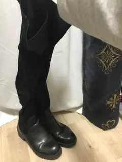 ブラックロングブーツ
