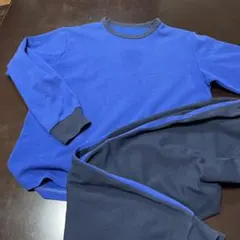 ユニクロ　エアリズム青い長袖パジャマ 上下150cm