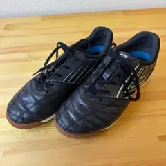 フットサルシューズブラック 23cm umbro uu4wjb02bw
